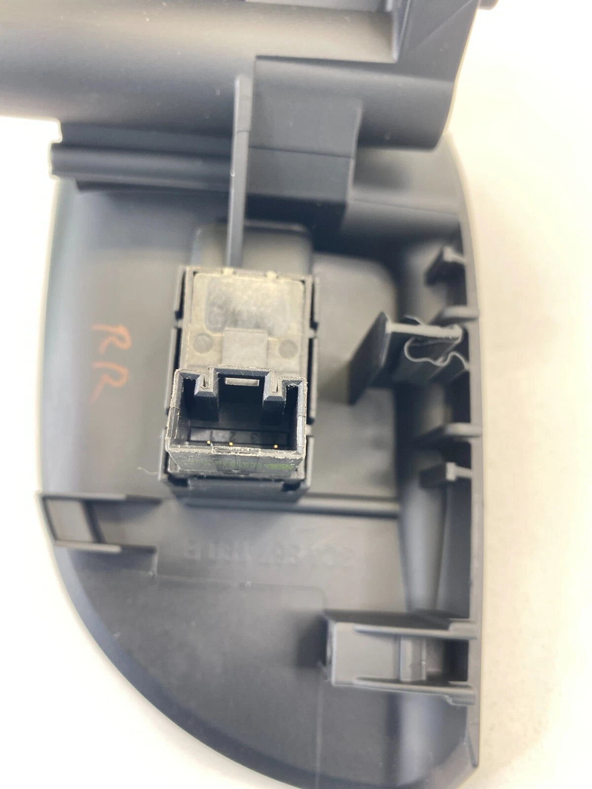 2006-2010 VW VOLKSWAGEN PASSAT REAR RIGHT PASSENGER WINDOW BUTTON SWITCH OEM