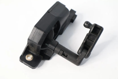 2011-2020 TOYOTA SIENNA RIGHT QUARTER POWER WINDOW MOTOR HANDLE 85770-AE013 OEM