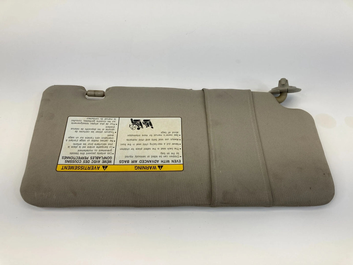 2007-2012 NISSAN VERSA ROOF LEFT DRIVER SIDE SUNVISOR SUN VISOR SHADE OEM