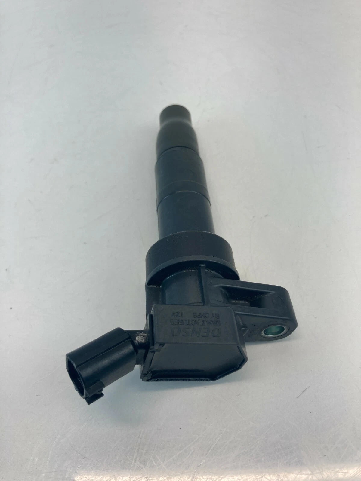 2011-2015 KIA SORENTO 2.4L L4 IGNITION DIRECT IGNITER COIL ASSY 27300-3F100 OEM