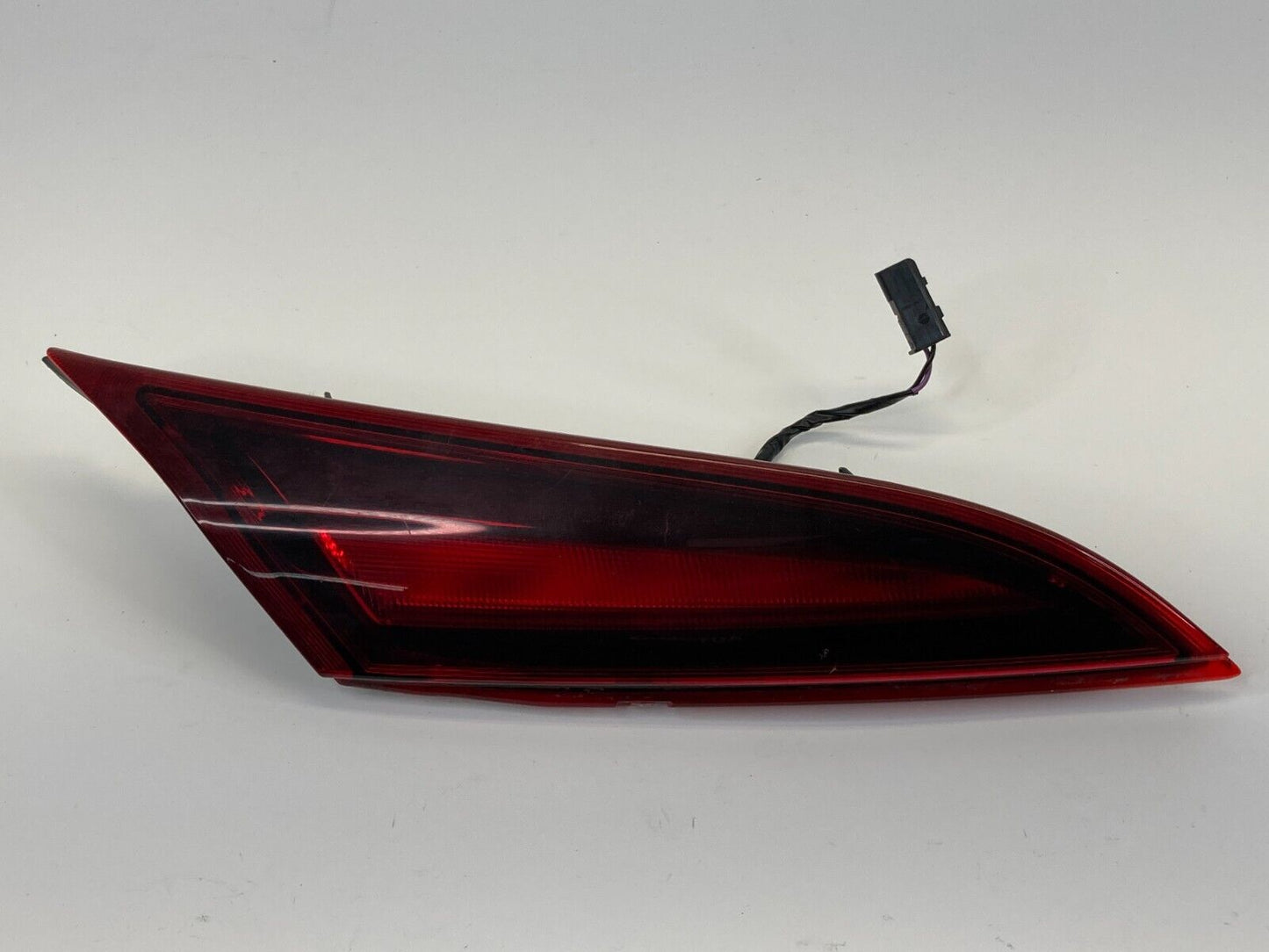 2014-2017 Buick Regal Rear Left Trunk Lid Tail Light Inner Taillight 22756313