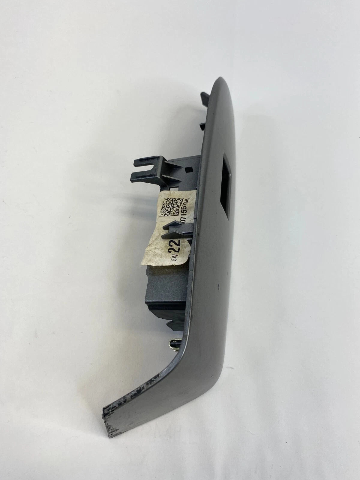 2013-2015 CHEVROLET MALIBU FRONT RIGHT SID WINDOW SWITCH BEZEL TRIM 22823884 OEM