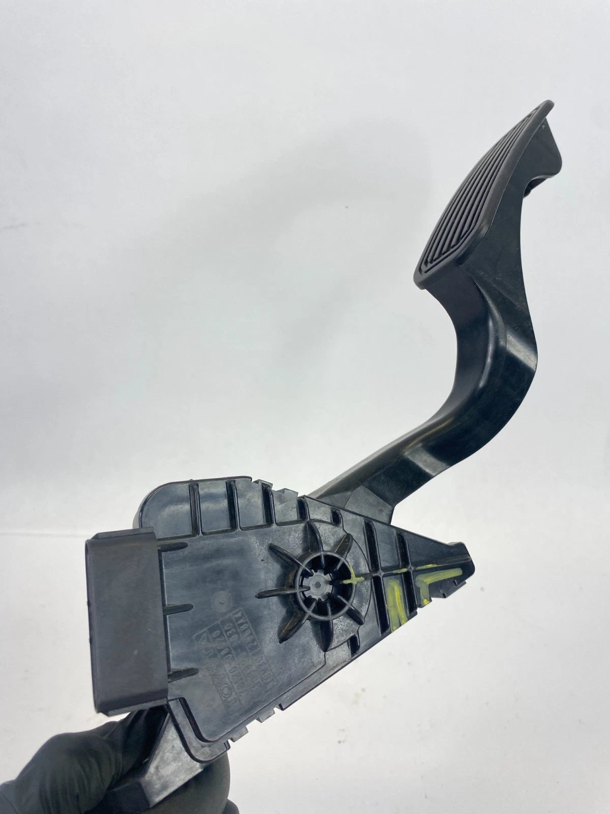2007-2009 LEXUS RX350 04-09 RX330 GAS ACCELERATOR PEDAL TRAVEL SENSOR 7812008020