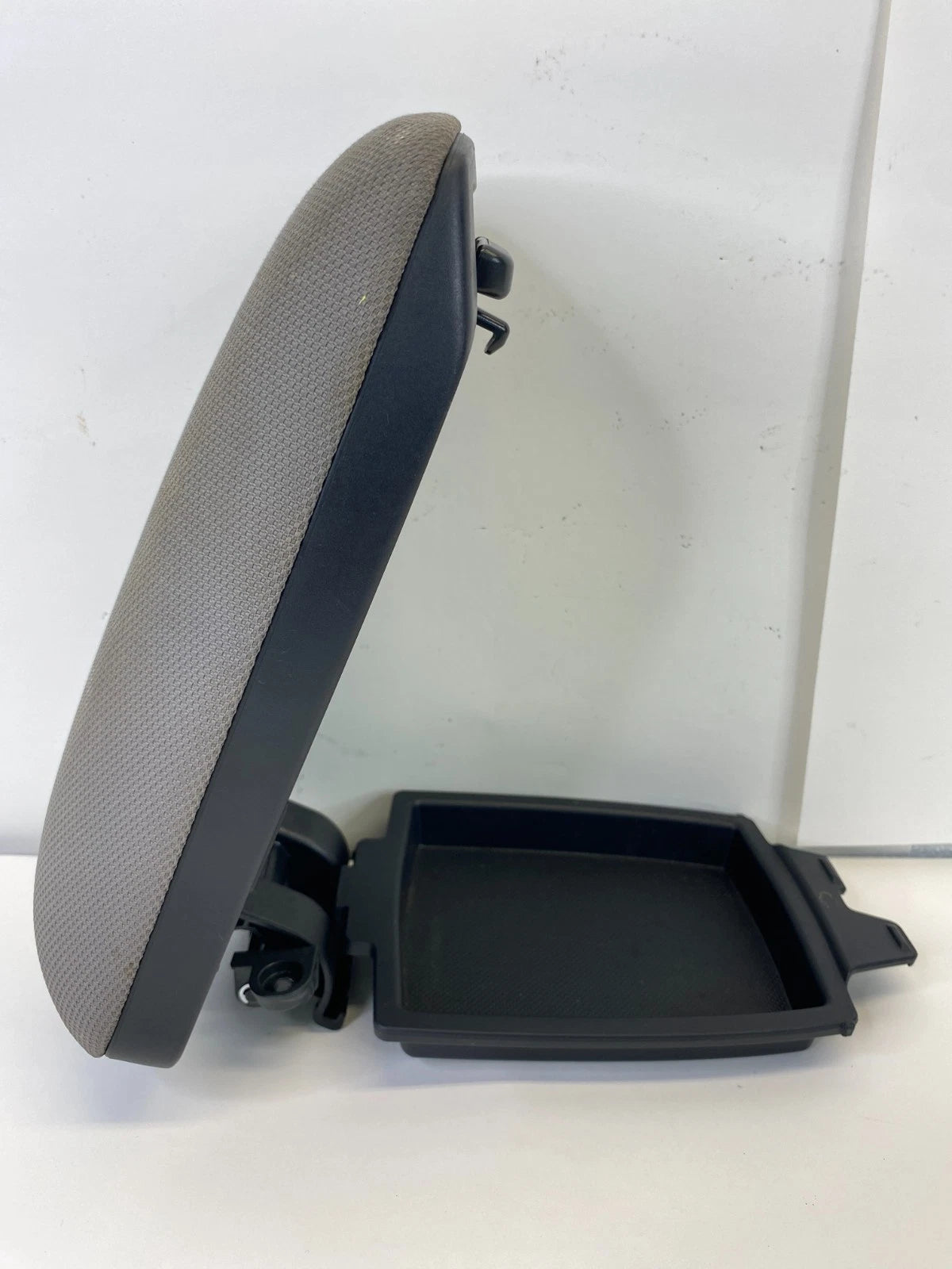 2014-2019 TOYOTA COROLLA CENTER CONSOLE ARMREST LID COVER GRAY CLOTH OEM