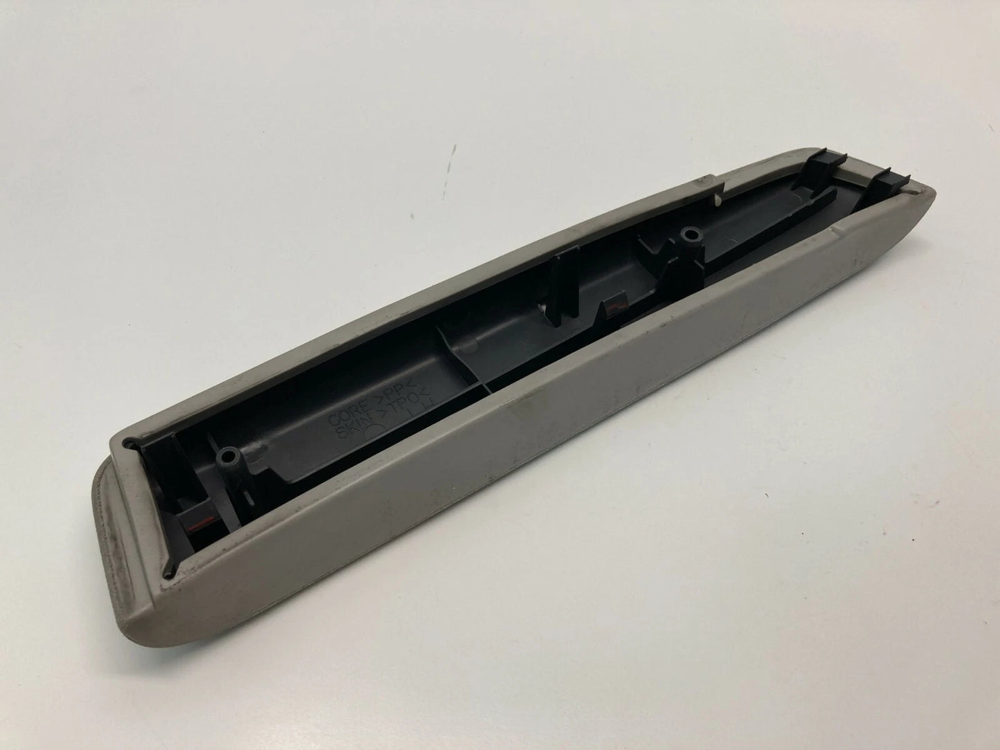 05 06 07 08 09 CHEVROLET EQUINOX REAR LEFT INSIDE DOOR ARMREST ARM REST OEM
