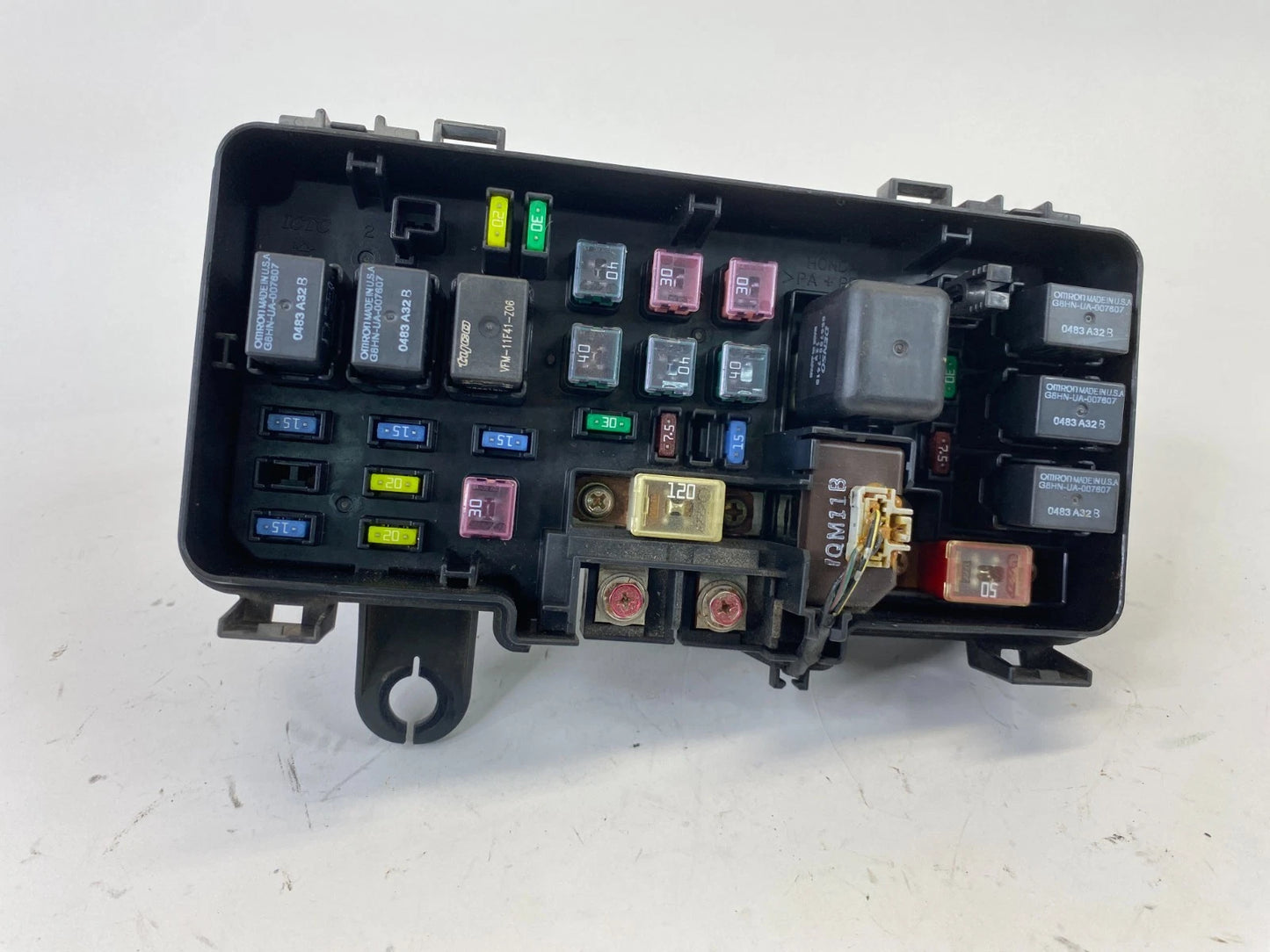 2001-2004 HONDA ODYSSEY 3.5L UNDER HOOD ENGINE FUSE RELAY BOX OEM S0X-A16B