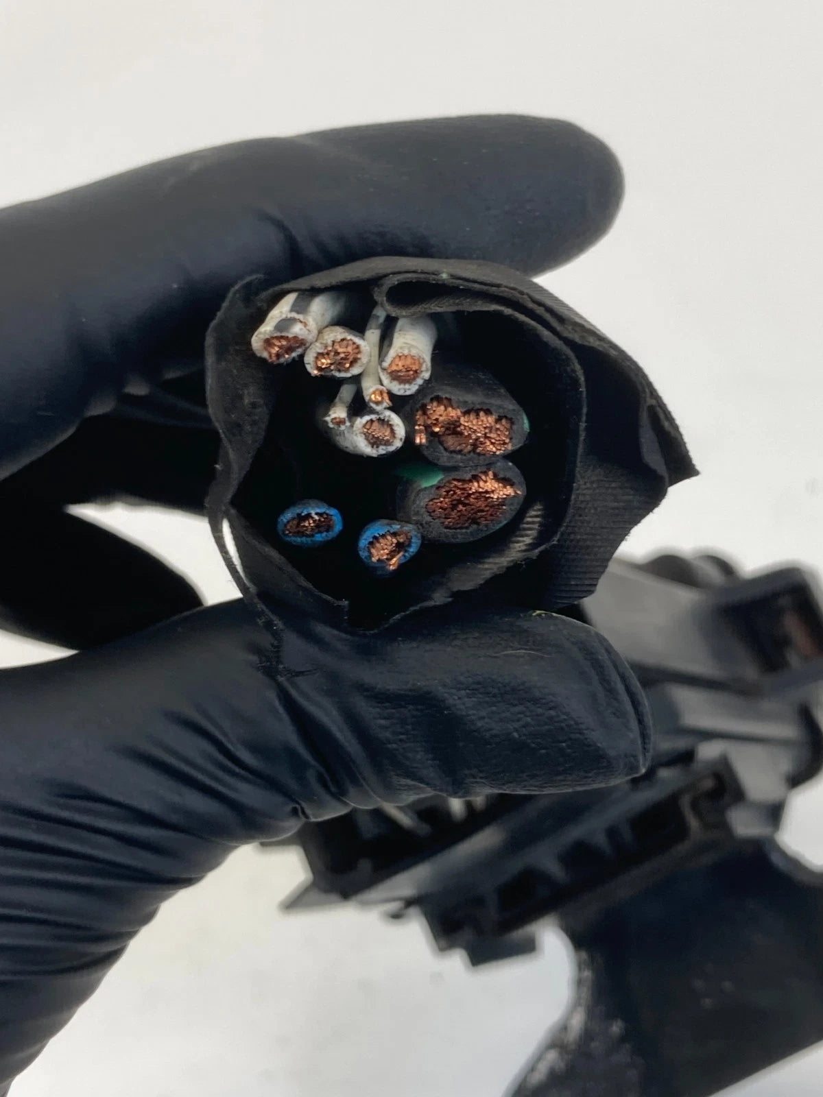 1999 99 TOYOTA CAMRY 2.2L SMALL FUSE BOX RELAY PANEL OEM