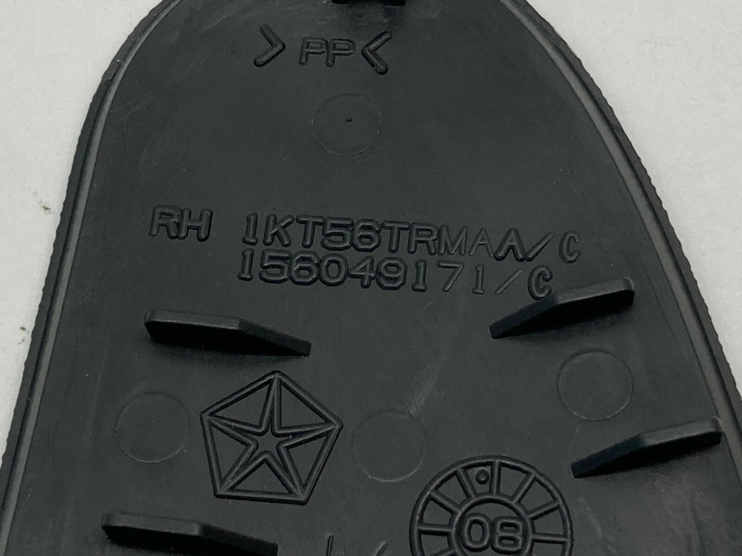 07-10 JEEP COMPASS FRONT RIGHT PASSENGER MIRROR FLAG CORNER COVER TRIM PLUG OEM