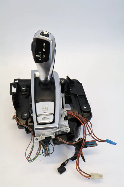 2011-2016 BMW 528i 535i A/T CONSOLE GEAR SHIFTER LEVER & BEZEL 1009967600 OEM