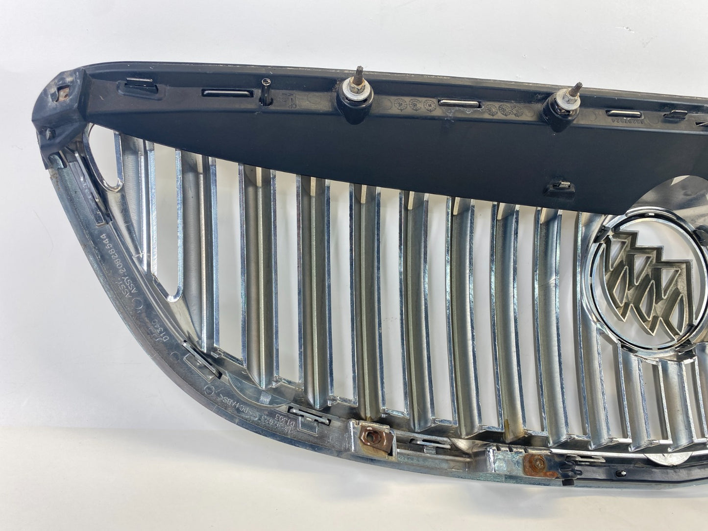 2008-2012 Buick Enclave Front Upper Bumper Center Grill Grille 20828544 OEM