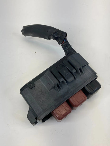 2001-2003 TOYOTA HIGHLANDER 3.0L AT UNDER HOOD SMALL FUSE BOX RELAY JUNCTION OEM