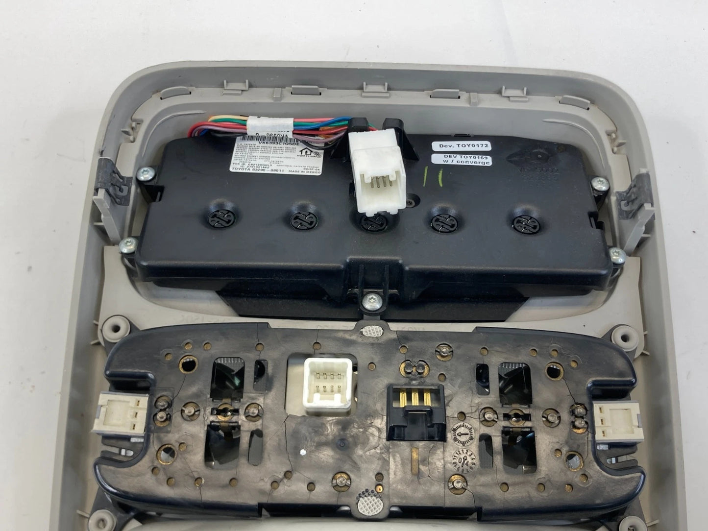 04 05 TOYOTA SIENNA OVERHEAD CONSOLE DOME LIGHT POWER SLIDING DOORS SWITCH OEM