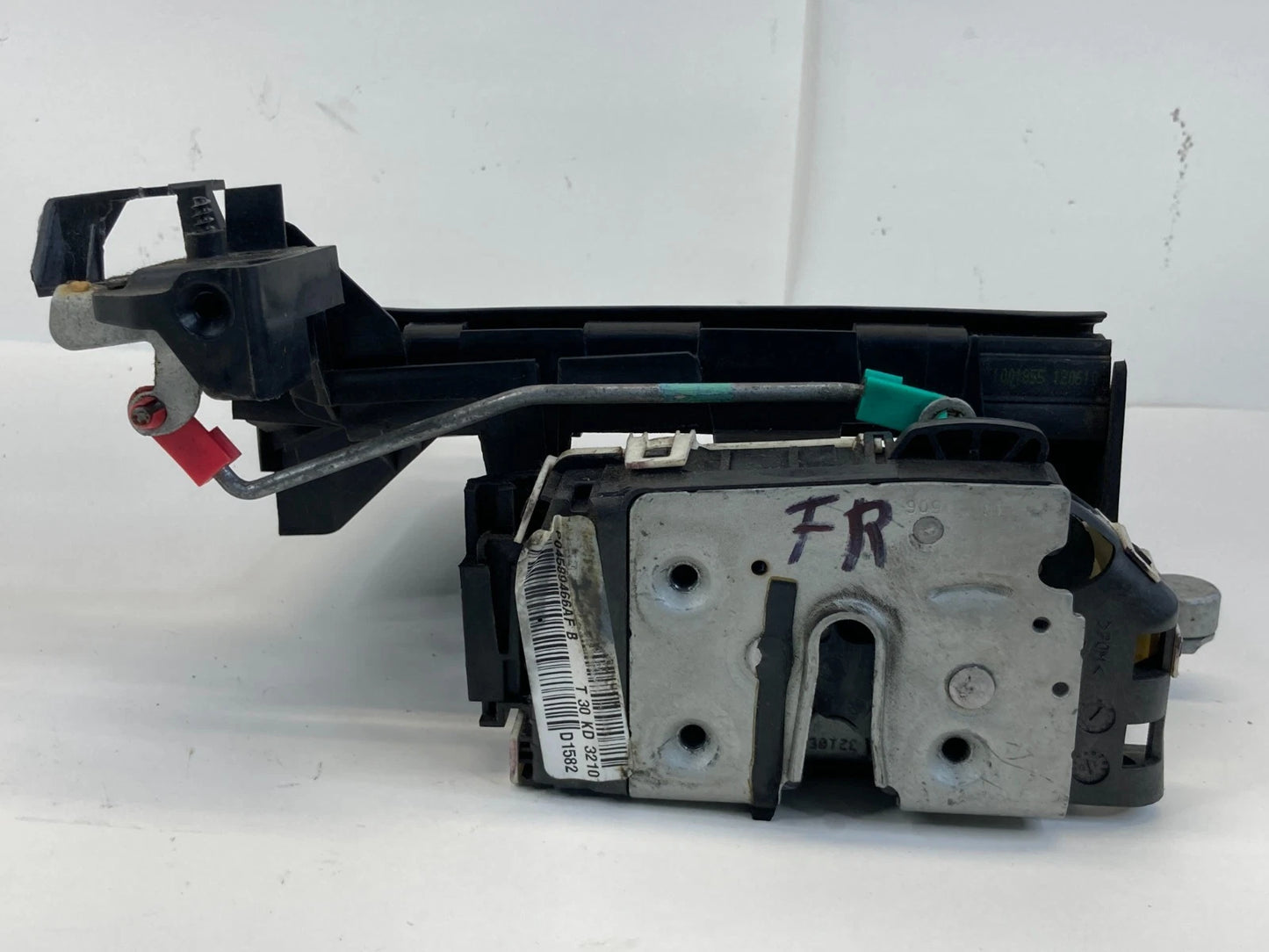 2008-2012 JEEP LIBERTY FRONT RIGHT DOOR LOCK LATCH RELEASE ACTUATOR 04589466AF