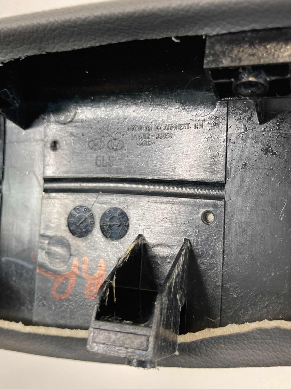 11-14 Hyundai Sonata Rear Right Side Interior Door Armrest Panel D14323S050 OEM