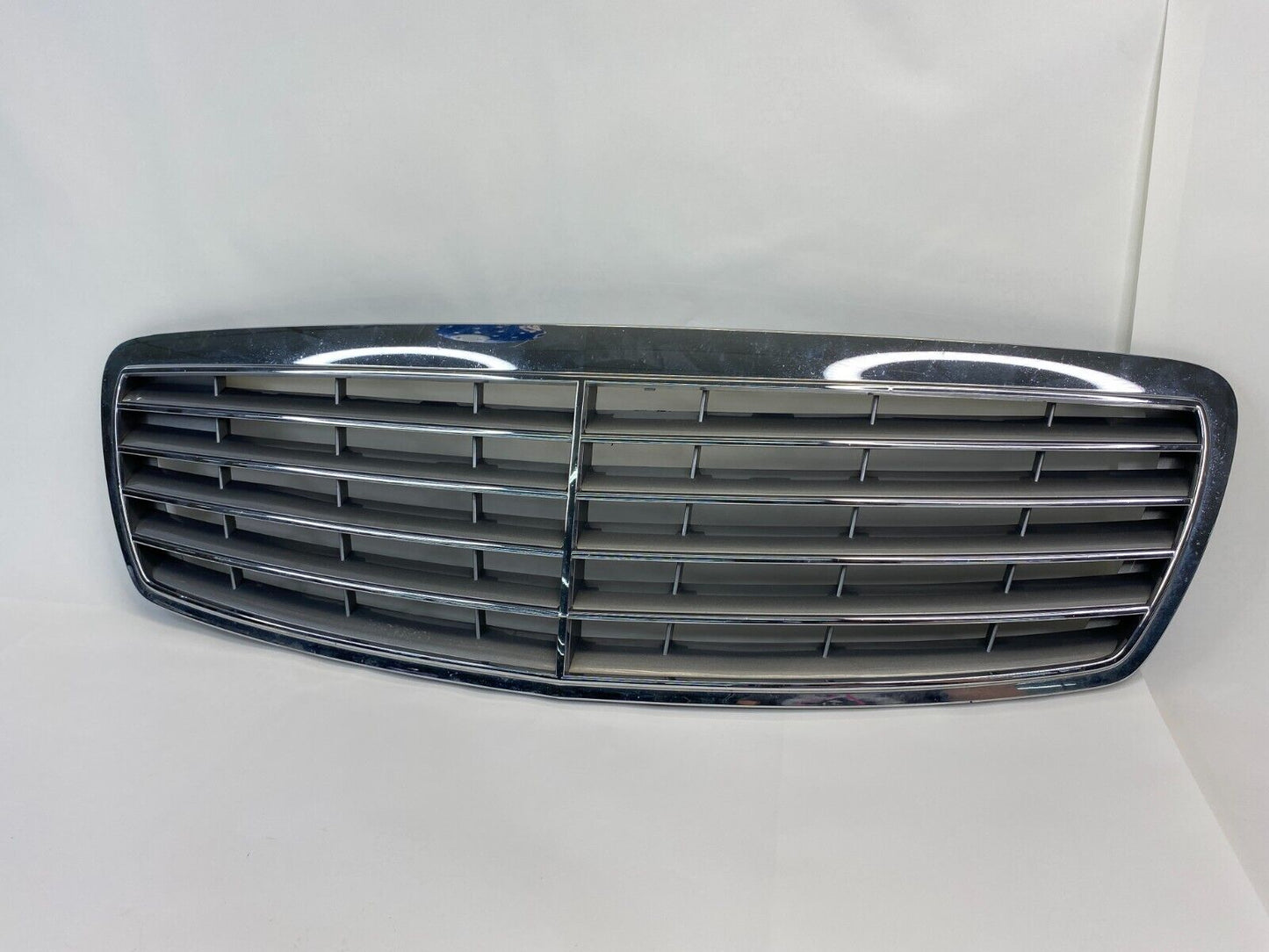 2003-2006 Mercedes-Benz E320 Front Hood Upper Grill Grille A2118800383 OEM