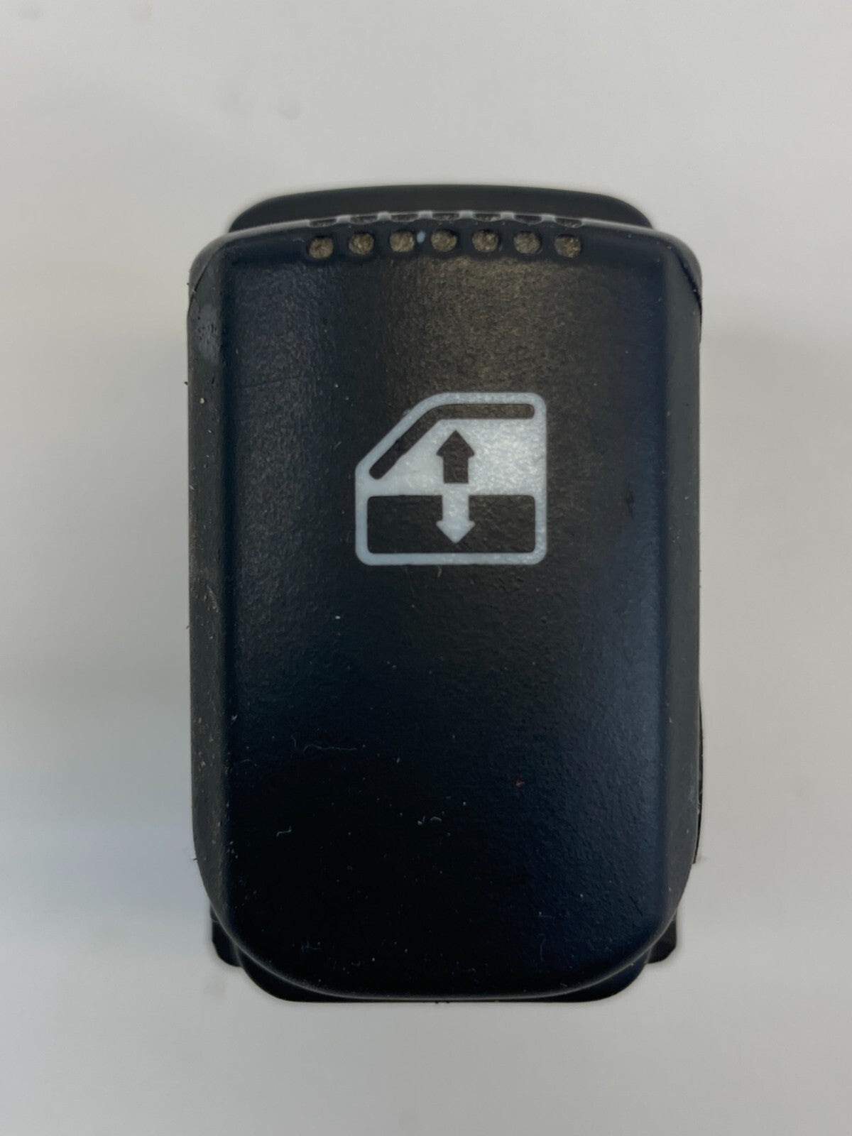 2007 2008 2009 Hyundai Santa Fe Rear Passenger Side Window Control Switch OEM