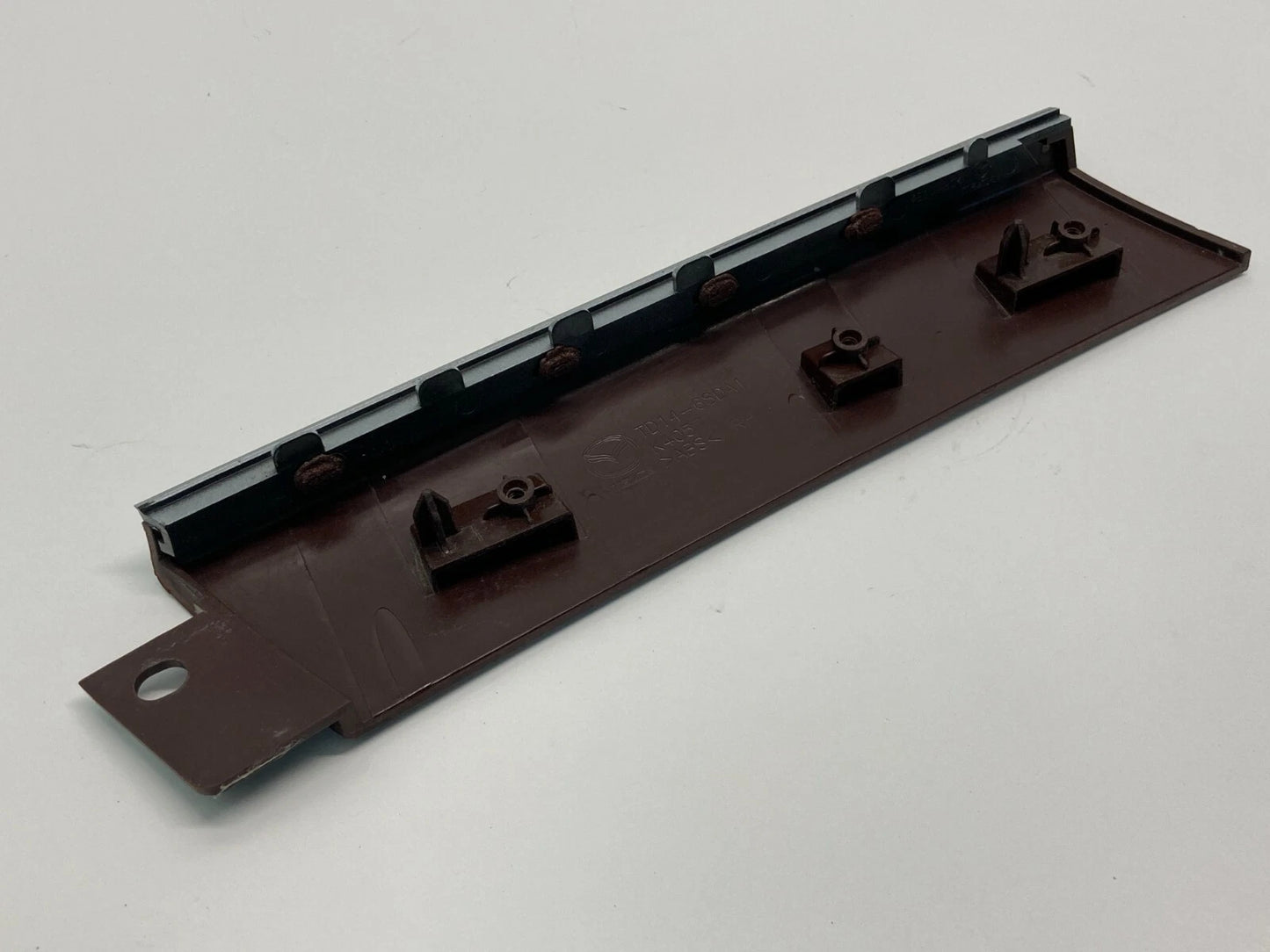 2007-2009 MAZDA CX-9 FRONT RIGHT PASSENGER SIDE DOOR MOLDING TRIM SMALL BEZEL