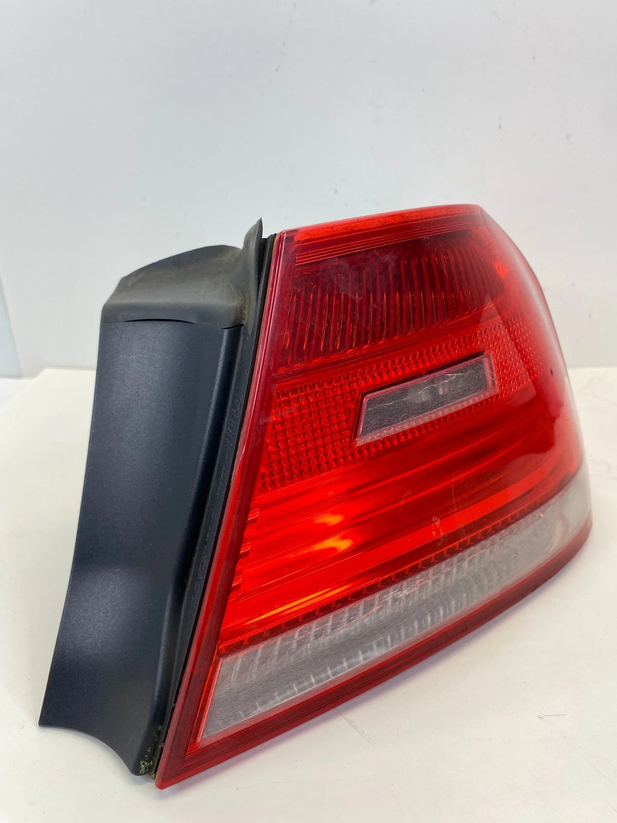 2008 BMW 335XI TAIL LIGHT PASSENGER RIGHT OUTER REAR LAMP UNIT 6321442821401 OEM