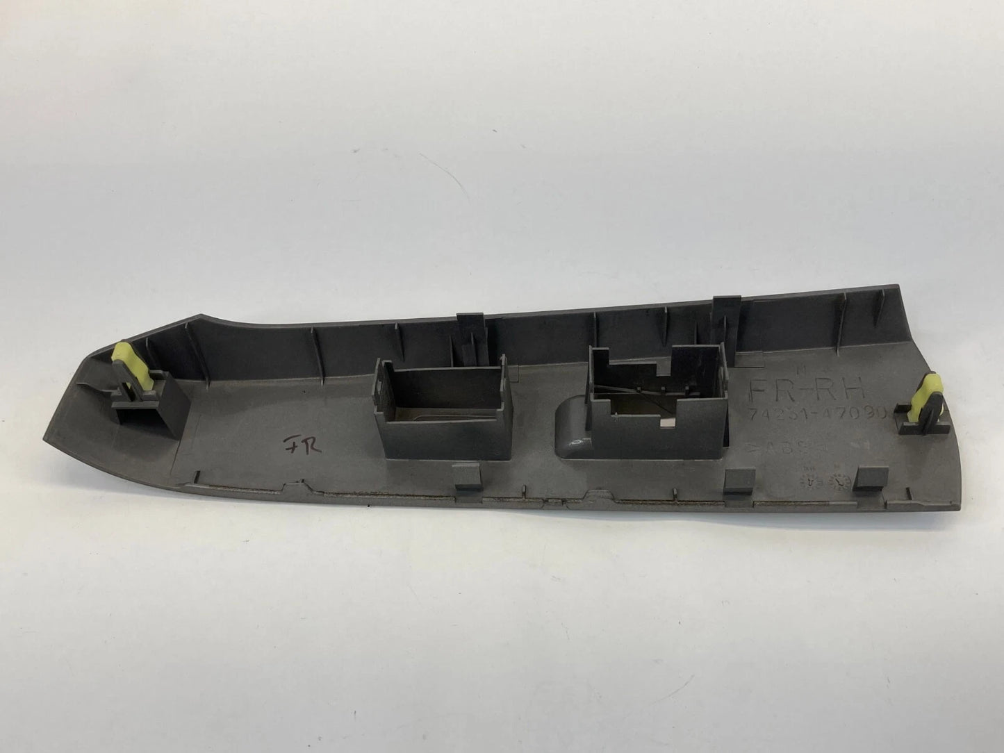 2004-2009 TOYOTA PRIUS FRONT RIGHT WINDOW SWITCH BEZEL TRIM OEM 74231-47090
