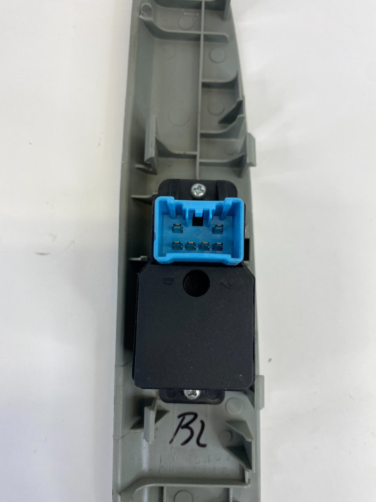 05 06 07 08 10 Honda Odyssey Rear Left Side Door Power Window Switch w/ Bezel
