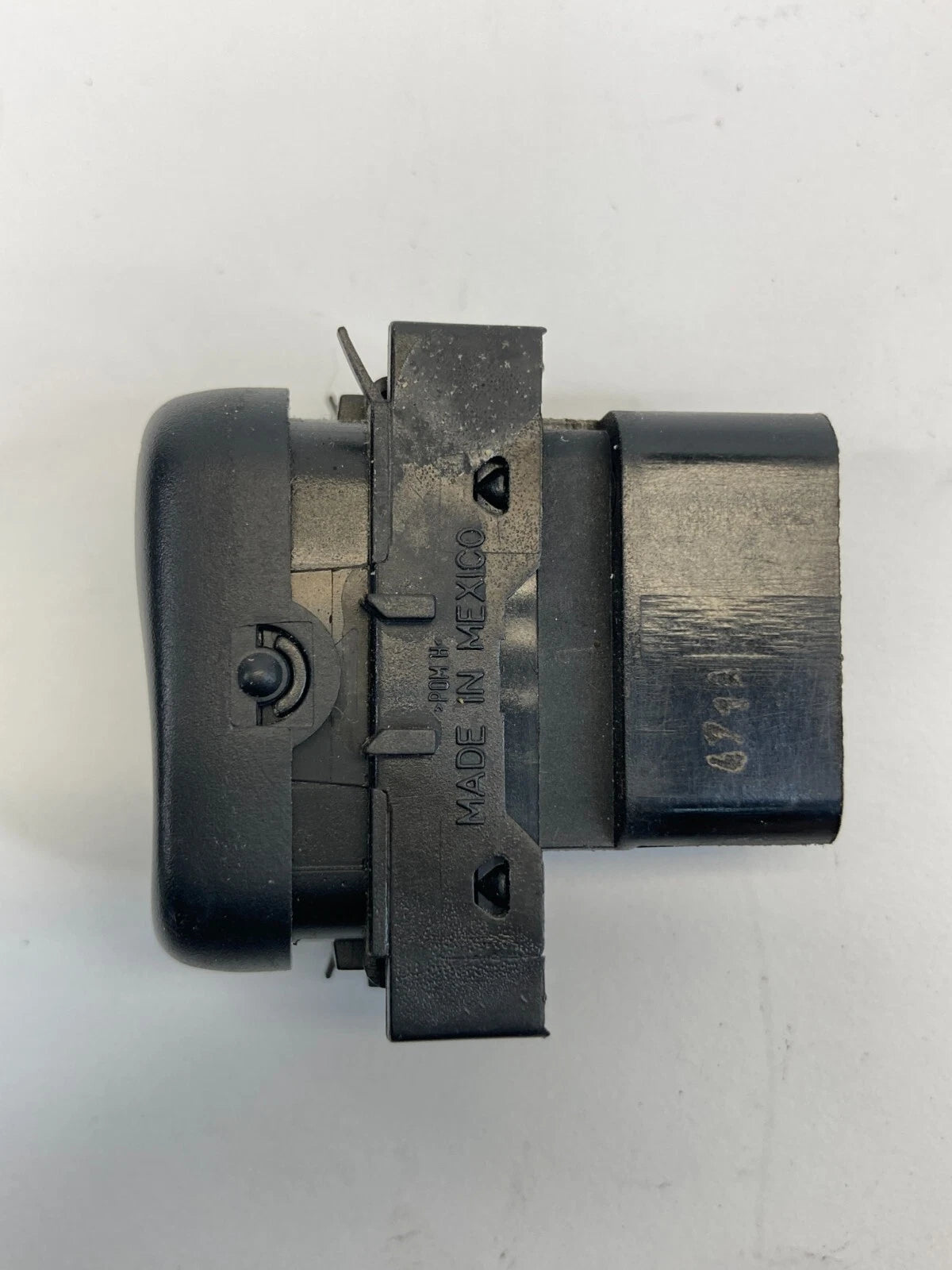1998-2003 MERCEDES BENZ ML320 FRONT SEAT HEATED CONTROL SWITCH BUTTON 1638200210