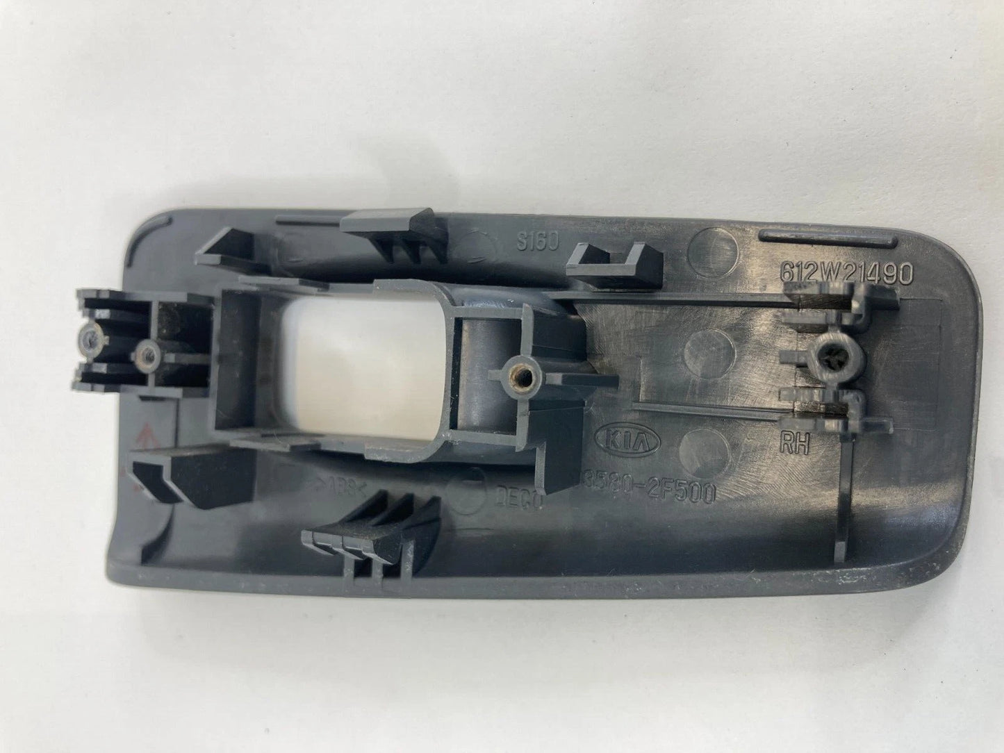 2004-2009 KIA SPECTRA REAR RIGHT DOOR WINDOW SWITCH BEZEL TRIM 3580-2F500 OEM