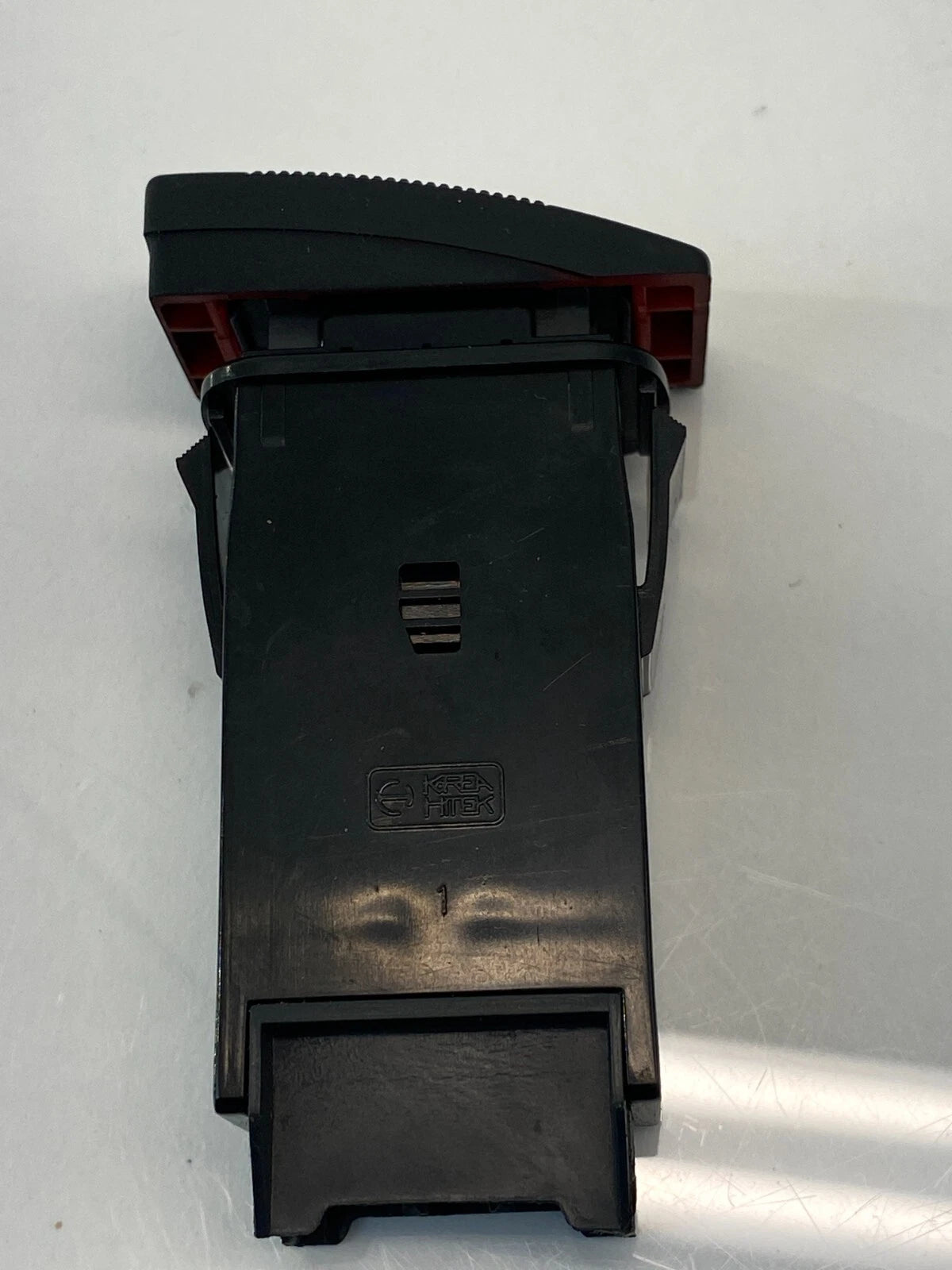 2002 2003 2004 KIA SPECTRA DASH HAZARD LIGHT WARNING EMERGENCY BUTTON SWITCH OEM