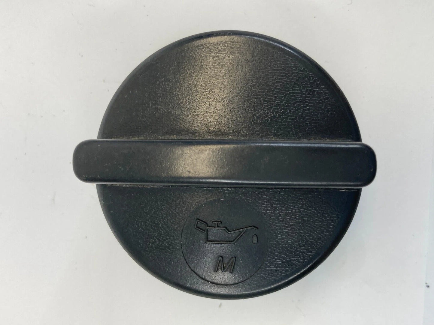 2007-2011 NISSAN VERSA 1.8L ENGINE OIL FILLER CAP LID TOP COVER TRIM OEM