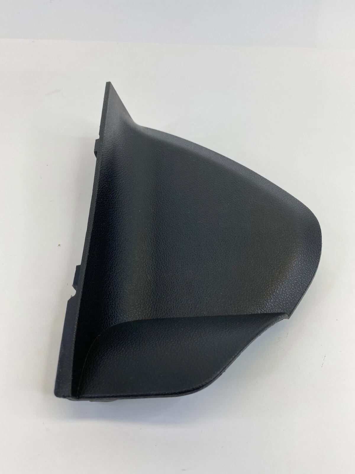 2006-2011 MERCEDES-BENZ ML 350 DASH RIGHT SIDE END CAP TRIM COVER A1646800439