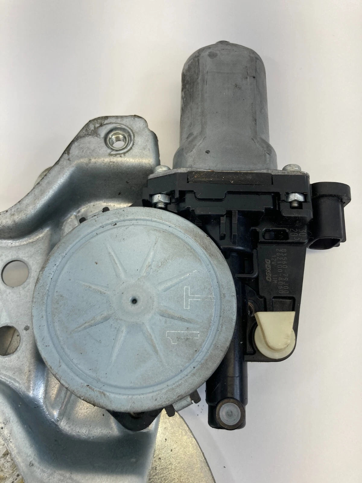 2007-2013 SUZUKI SX4 HATCHBACK REAR LEFT WINDOW MOTOR & REGULATOR 83560-79J00