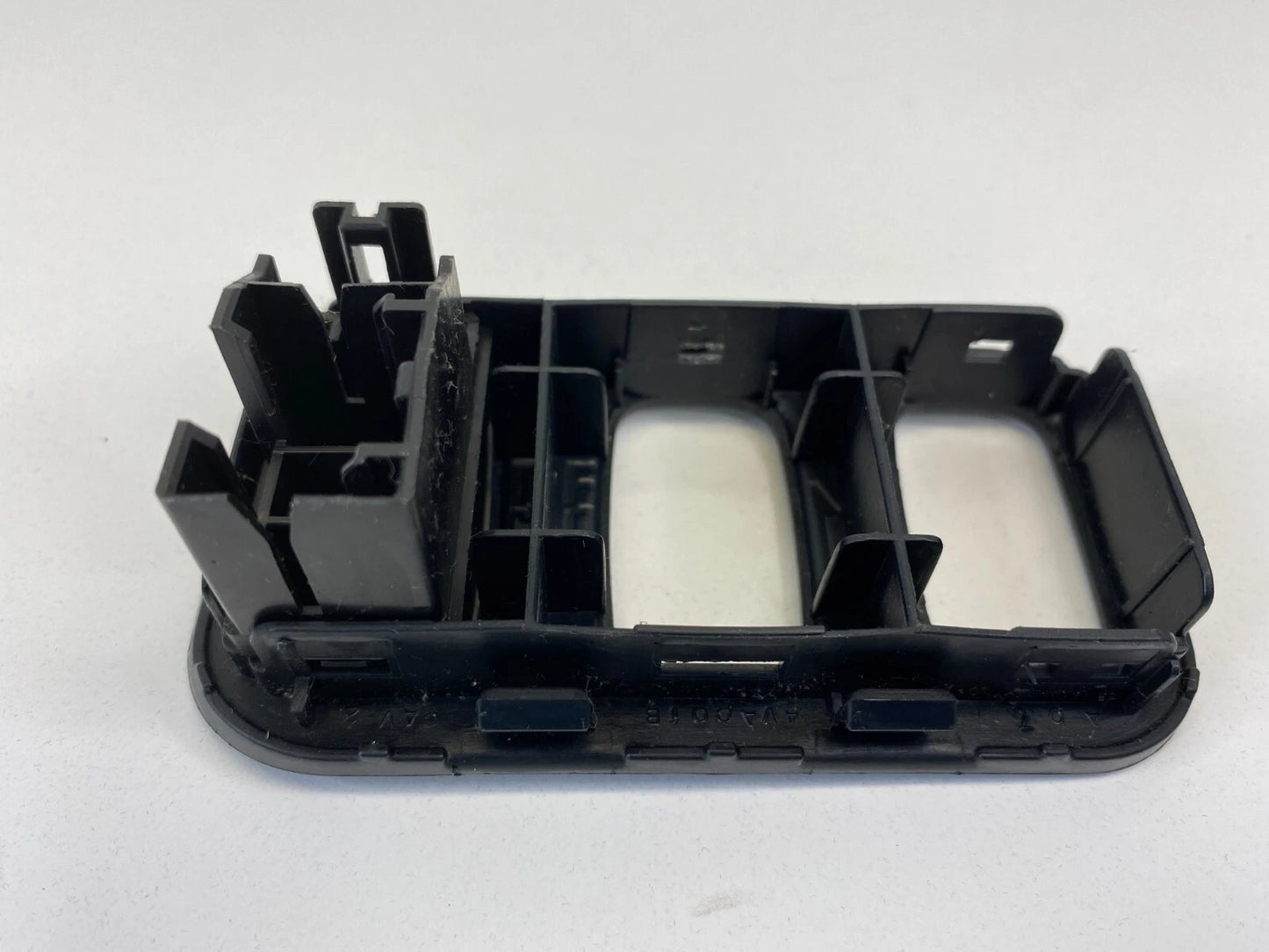 2005-2008 MITSUBISHI GALANT LEFT DASH DIMMER FOG LIGHT BUTTON BEZEL MR590321 OEM
