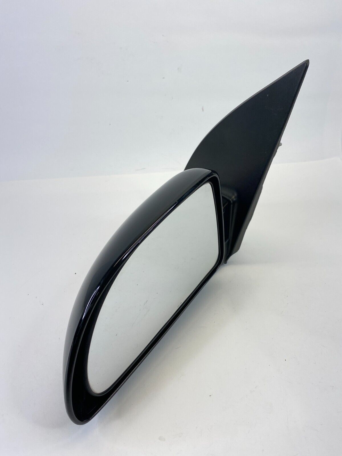 2004 2005 2006 2007 Saturn Vue Front Left Driver Side View Power Door Mirror OEM