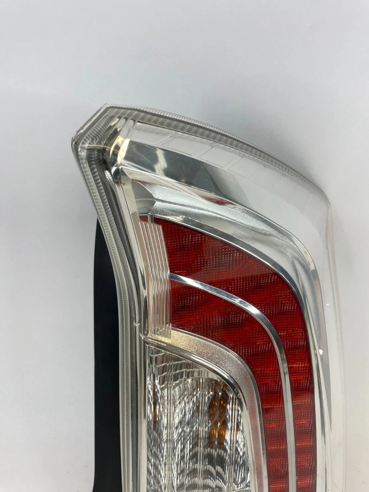 2012-2015 TOYOTA PRIUS REAR RIGHT PASSENGER SIDE TAILLIGHT TAIL LAMP ASSY OEM
