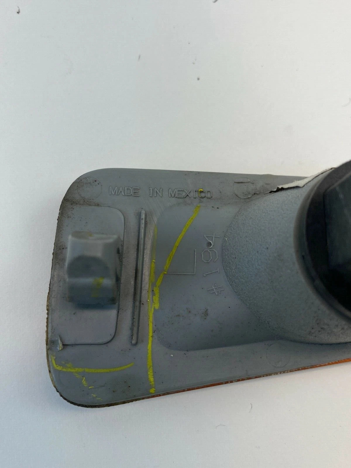 06-11 CHEVROLET CHEVY HHR FRONT BUMPER LEFT SIDE MARKER LIGHT LAMP 16532495 OEM
