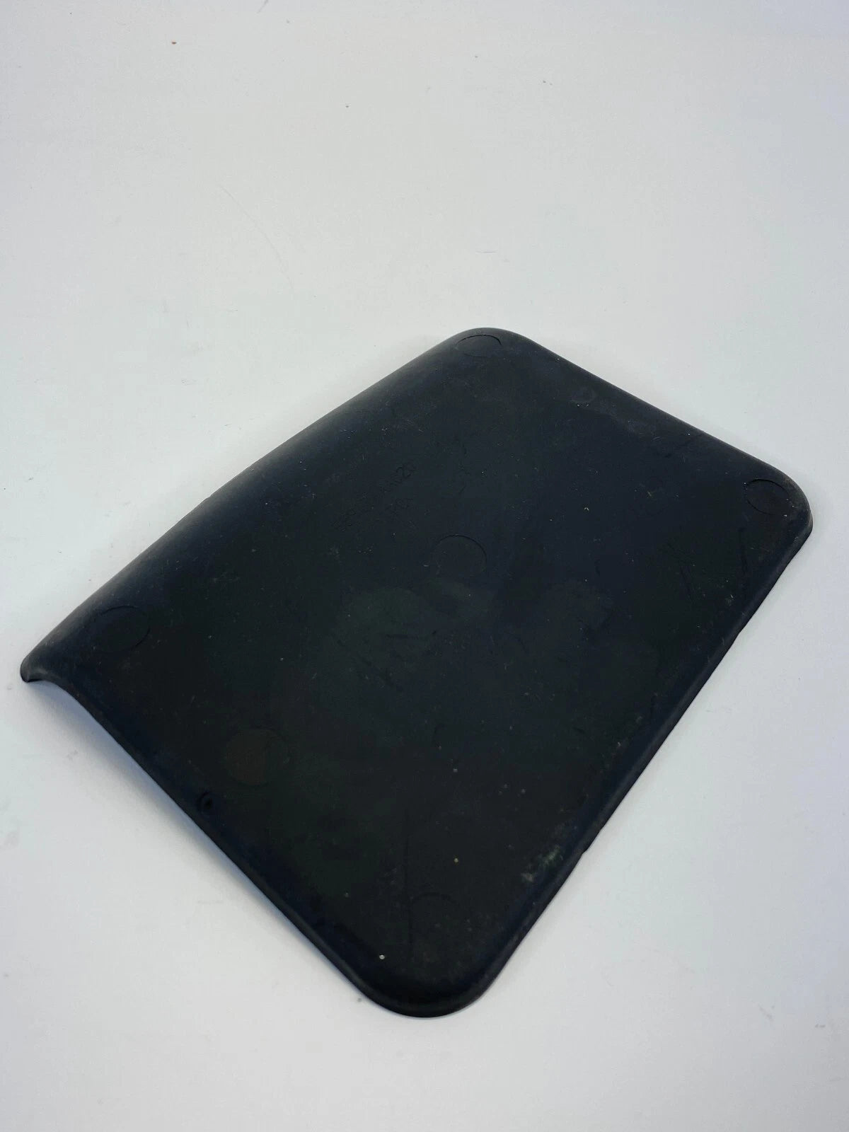 2004-2008 TOYOTA SOLARA CENTER CONSOLE INSERT MAT RUBBER 58917-AA020 OEM