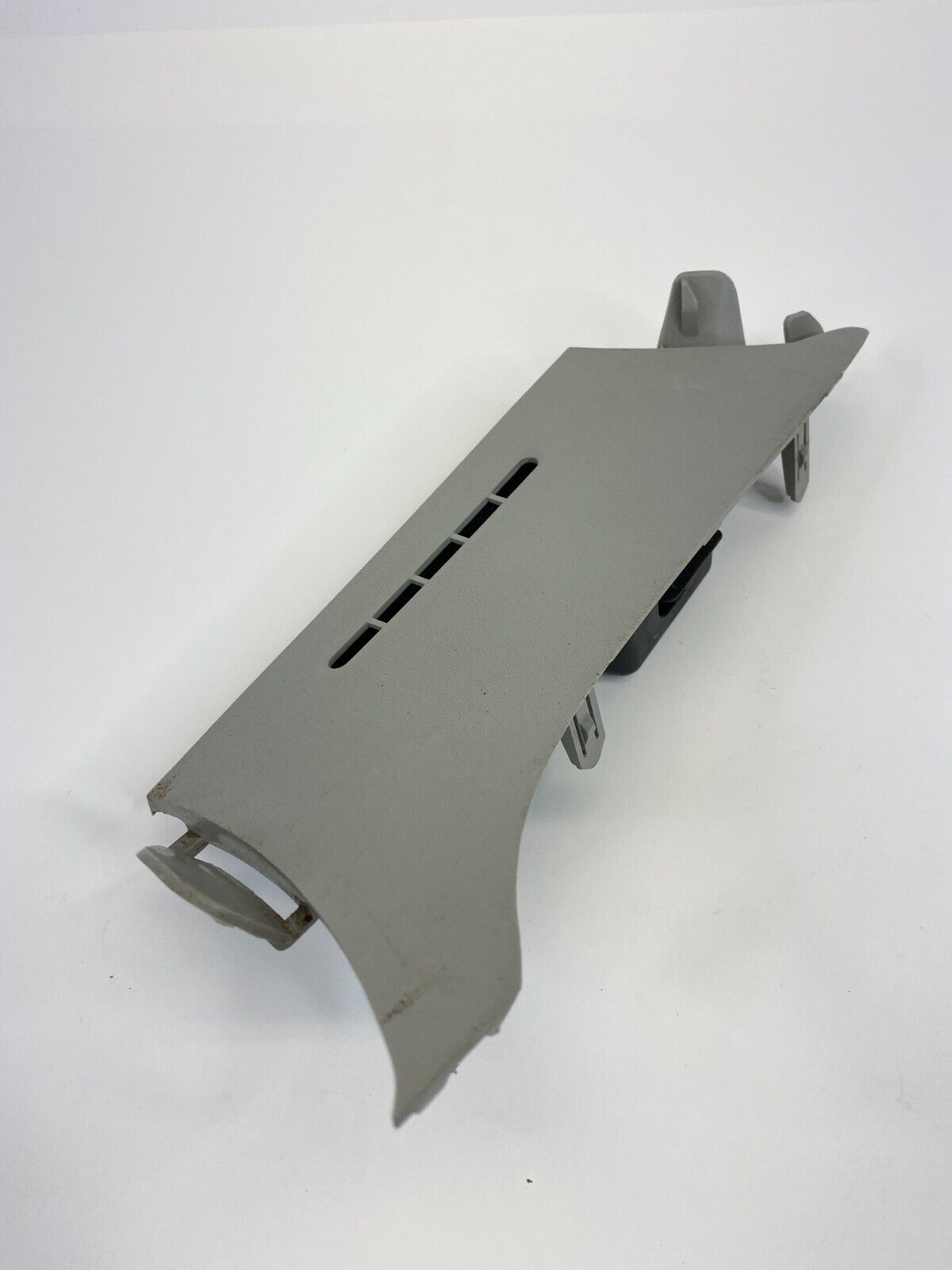 12-15 Toyota Prius Front Right Dash Vent Corner Cover Panel Trim 62218-47040 OEM