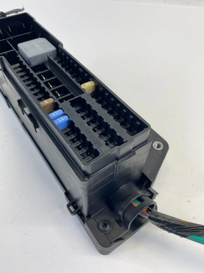 12-18 FORD FOCUS SEDAN 2.0L L4 REAR TRUNK FUSE BOX FUSEBOX ASSY BV6T-14A301-HB
