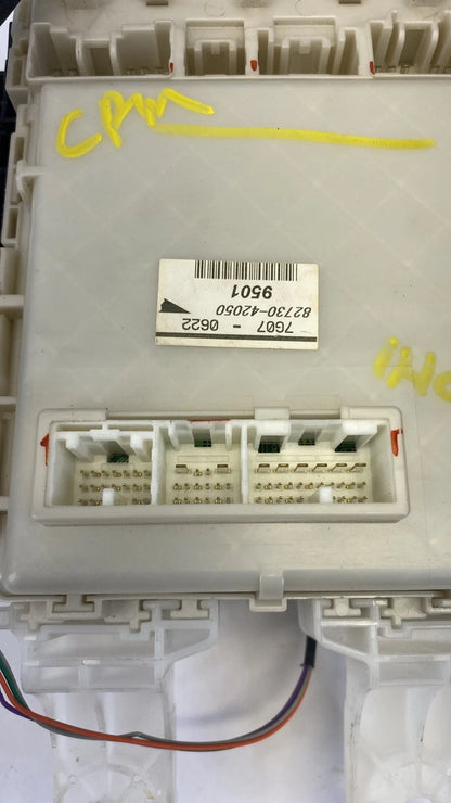 06-08 TOYOTA RAV4 INTERIOR CABIN FUSE JUNCTION RELAY BLOCK BOX 82730-42050 OEM