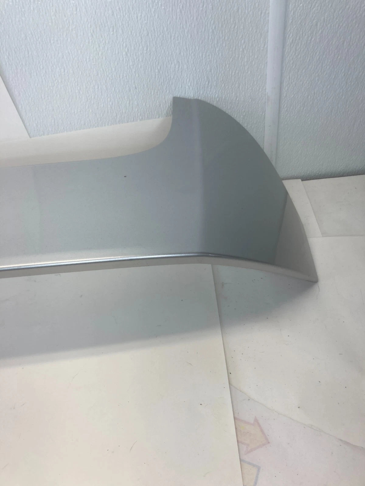 2014-2019 FORD FIESTA HATCHBACK REAR TRUNK SPOILER W/ LIGHT C1BB-A44210 OEM