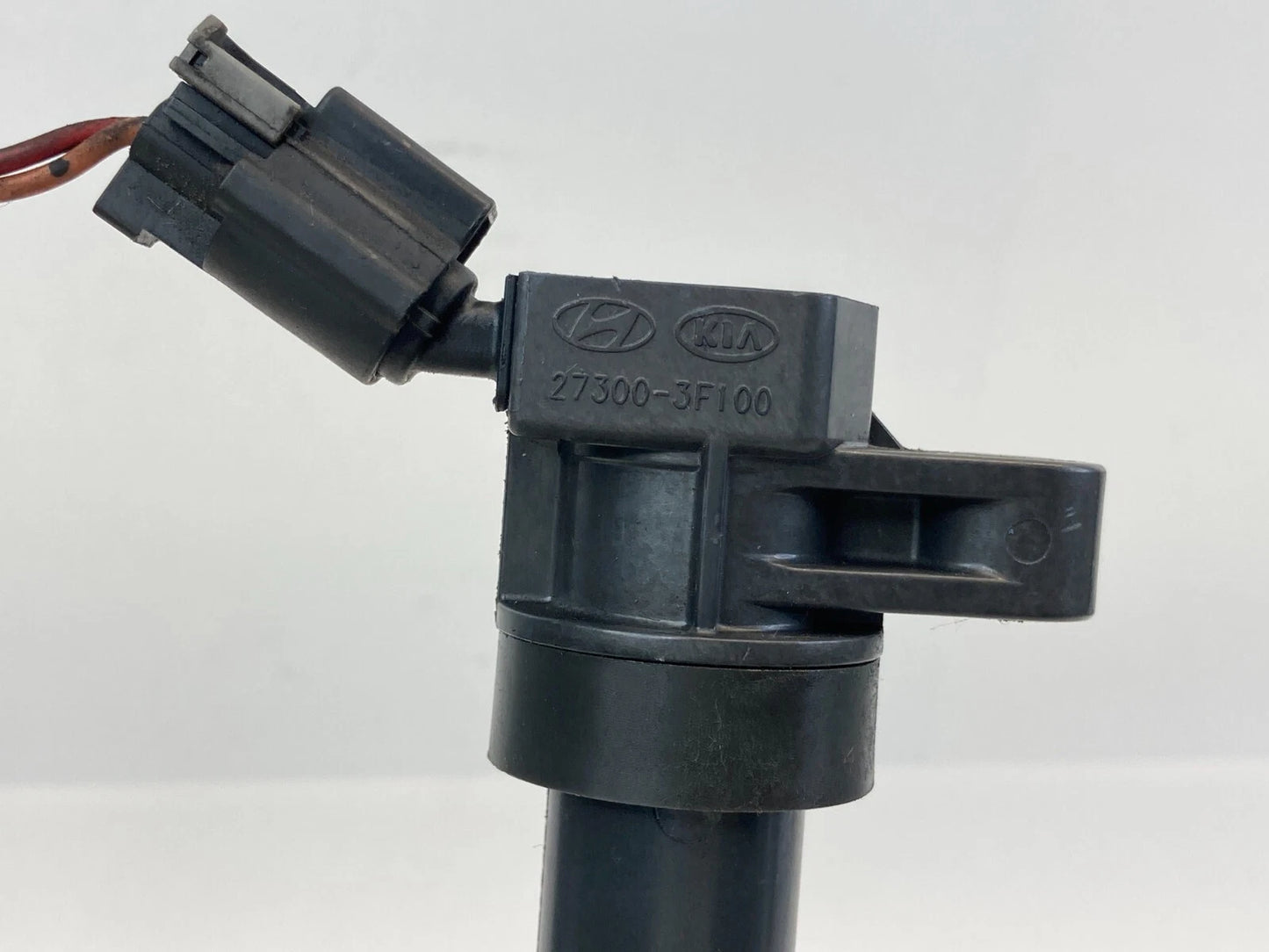 08-14 HYUNDAI SONATA 2.4L ENGINE IGNITION COIL IGNITER DENSO 273003F100 OEM