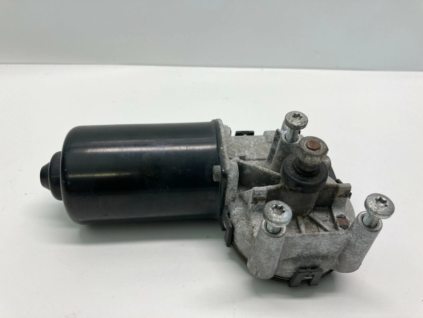 2006 2007 2008 2009 2010 2011 HYUNDAI AZERA WINDSHIELD WIPER MOTOR OEM
