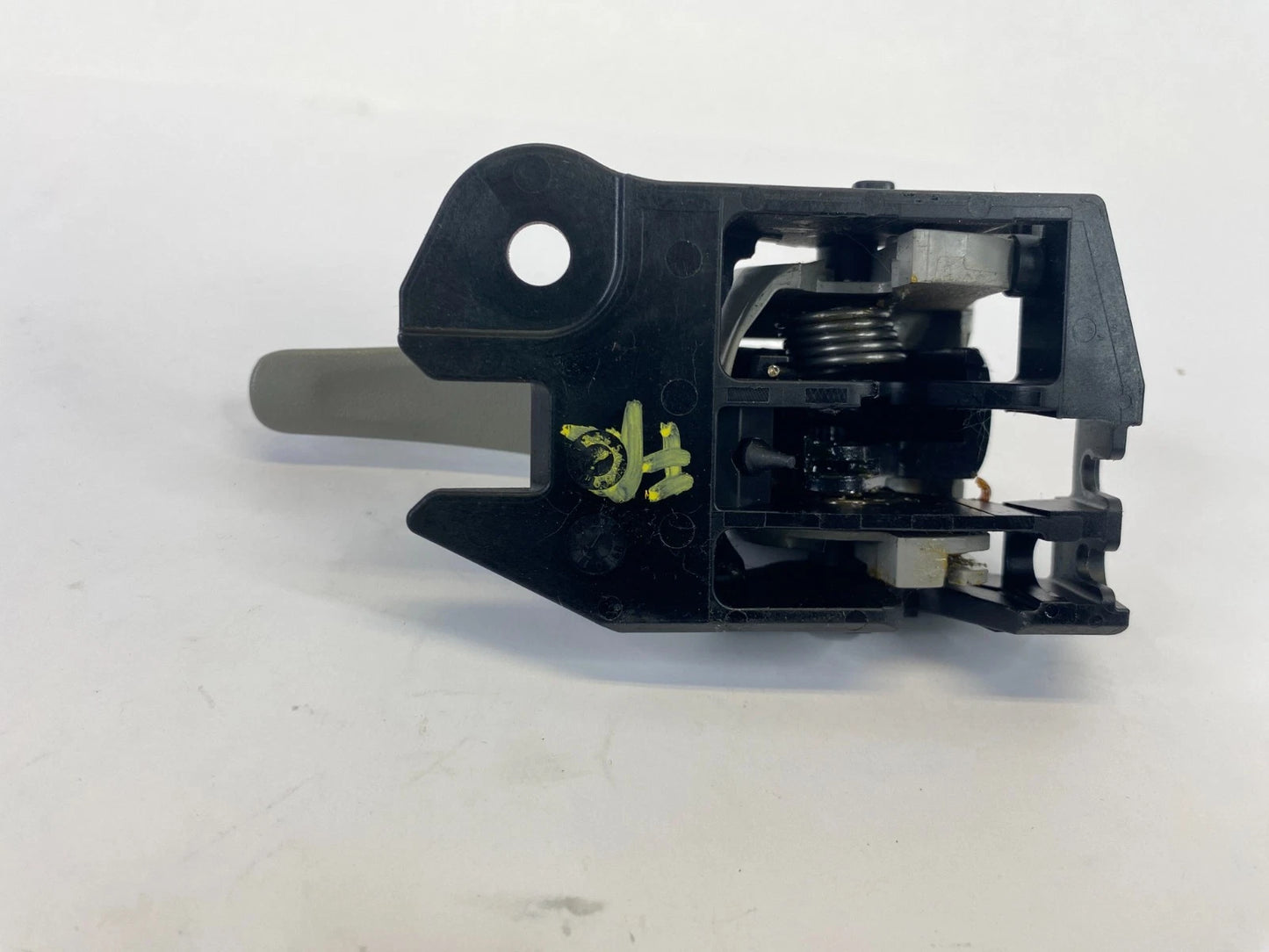 2009-2013 TOYOTA COROLLA FRONT RIGHT PASSENGER INNER DOOR HANDLE 69273-02100 OEM