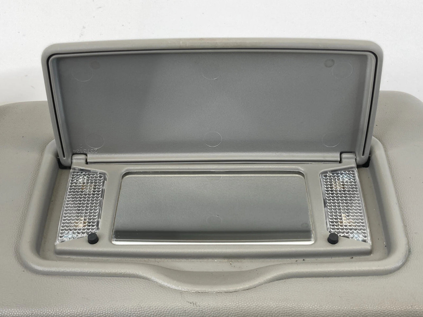 2004-2009 CADILLAC SRX ROOF LEFT SUNVISOR SUN VISOR SHADE W/ LAMPS ASSEMBLY OEM