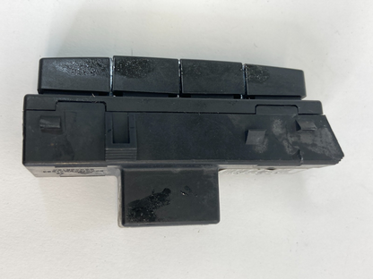 2008-2010 Saturn Vue SUV Dash Info Information Display Switch Control 60465184