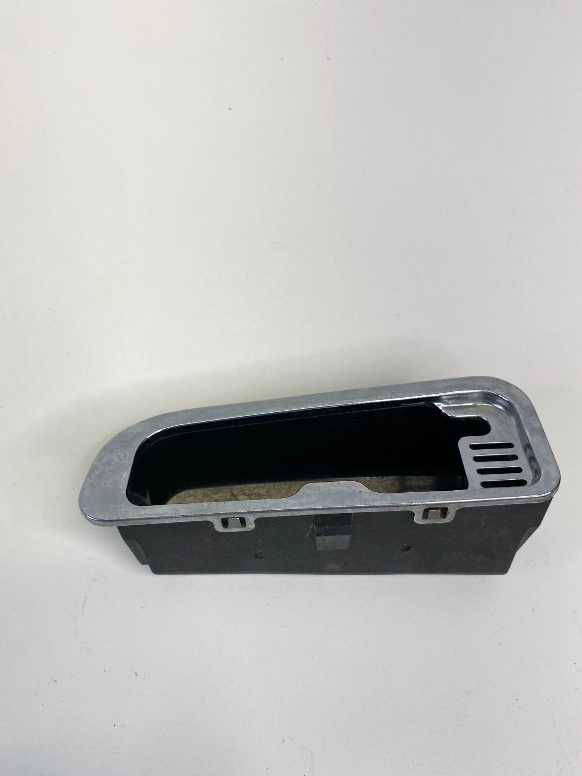1990-1994 LEXUS LS400 REAR LEFT SIDE DOOR PANEL ASHTRAY INSERT 574142-0010 OEM