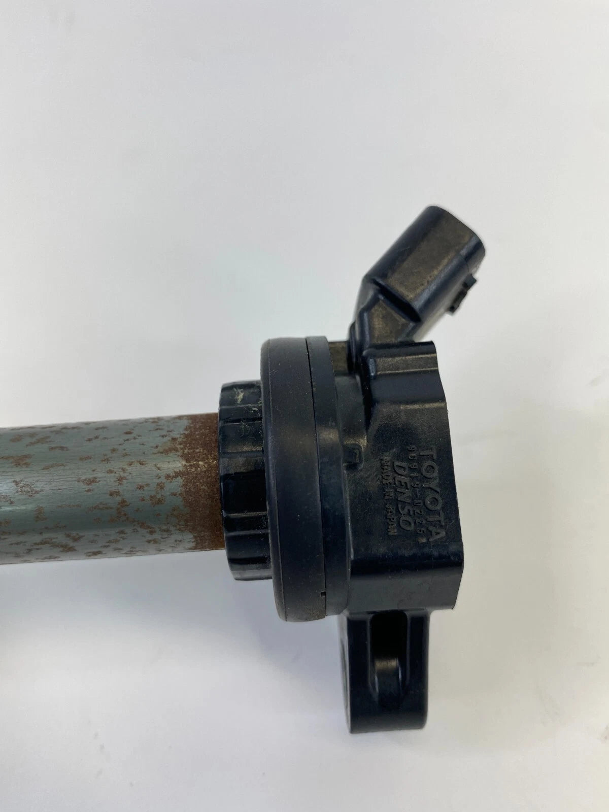 2010 11 12 13 14 2015 TOYOTA PRIUS 1.8L DIRECT IGNITION COIL DENSO 90919-0225