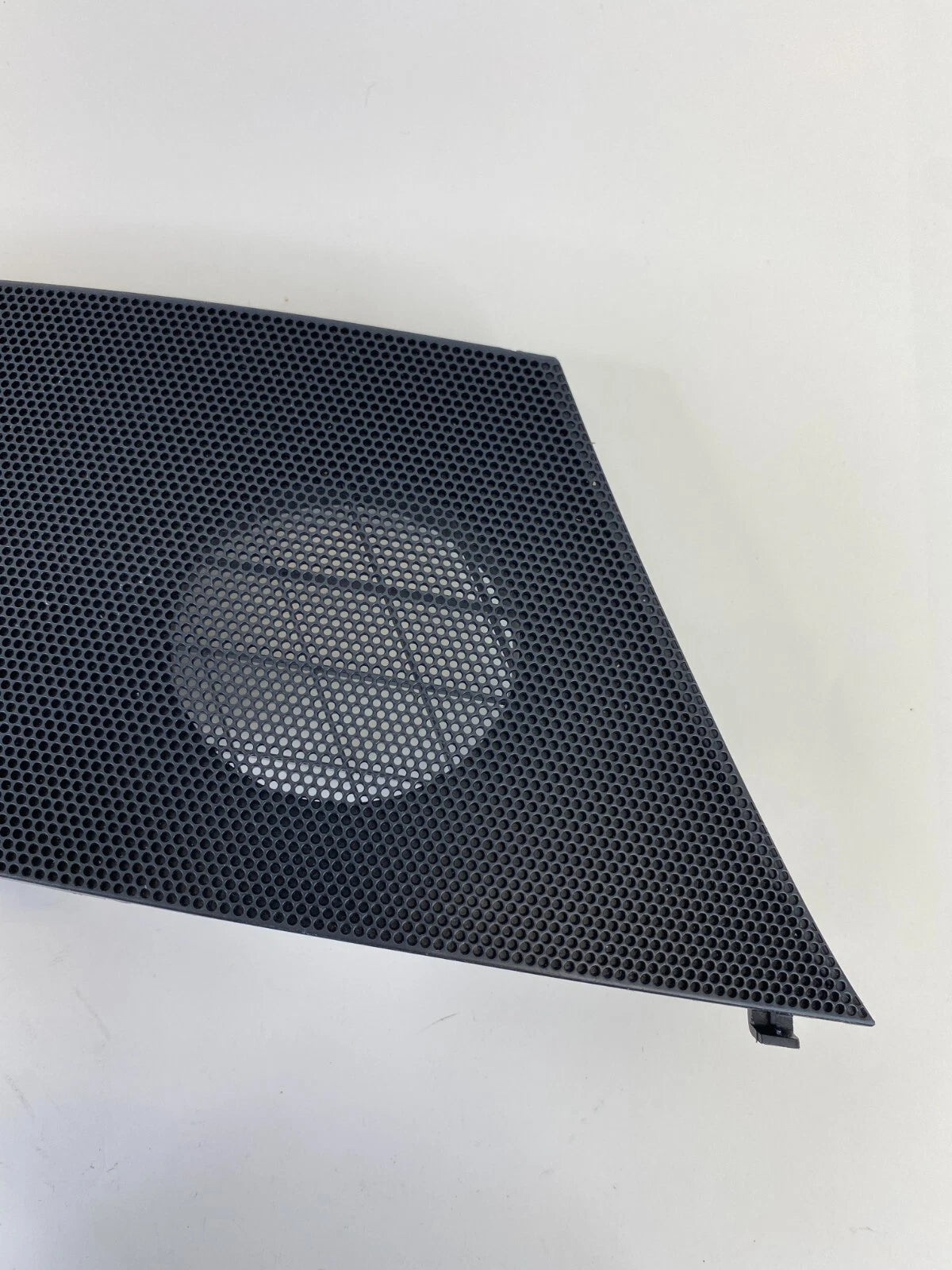 2010-2015 TOYOTA PRIUS LEFT DRIVER DASH SPEAKER COVER GRILLE OEM 55472-47020