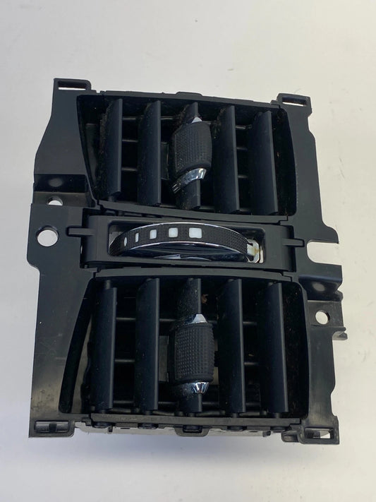 15-17 CHRYSLER 200 REAR CENTER CONSOLE AC HEATER AIR DUCT OUTLET 1YW77TRMAD OEM