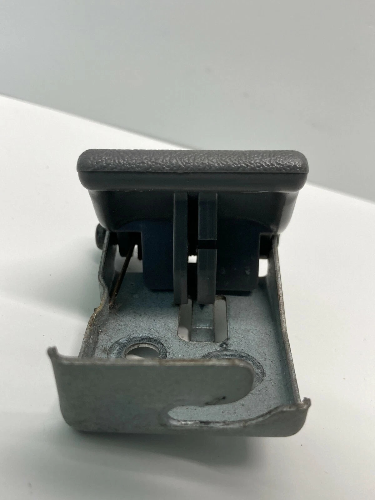 2000 2001 2002 2003 2004 SUBARU LEGACY OUTBACK HOOD RELEASE HANDLE PULL LEVER