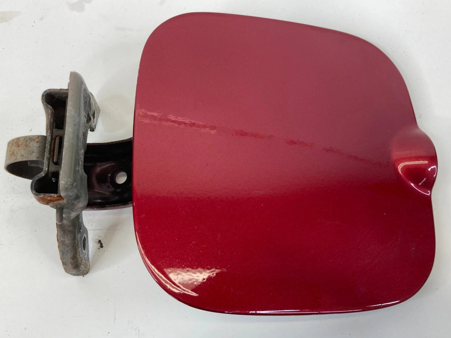 2009-2019 FORD FLEX FUEL TANK FILLER DOOR GAS LID RED 8A8374405A26AD OEM